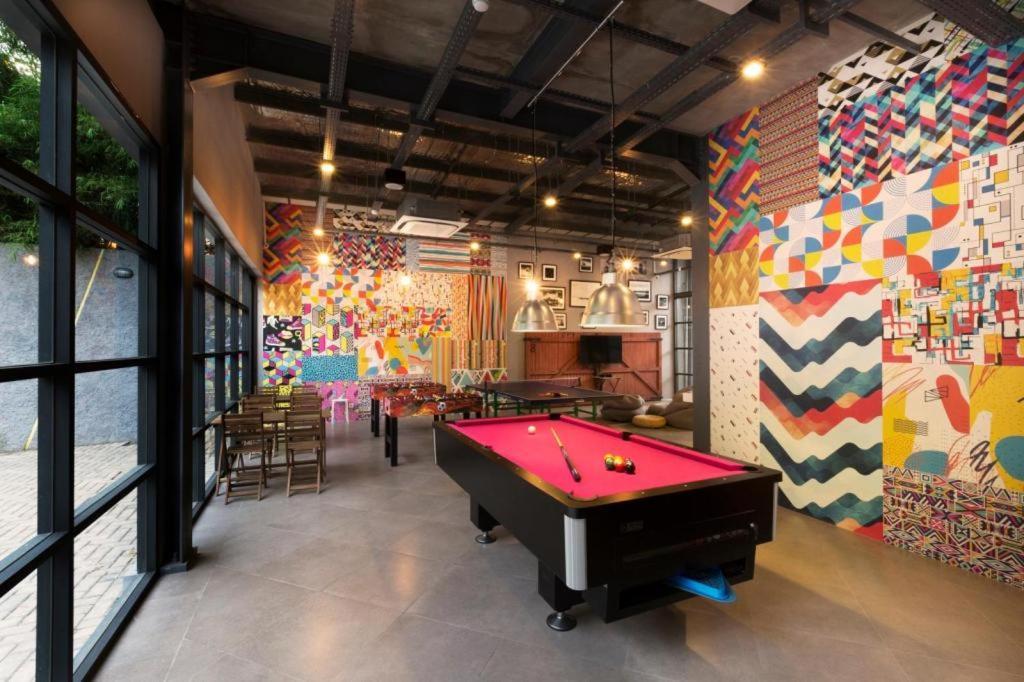 The Social House - Coliving & Hostel - Previously Known As Nomad Hostel Jakarta Exterior photo